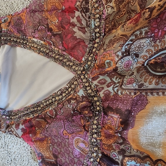 Chiffon Sleeveless Top - Picture 3 of 5